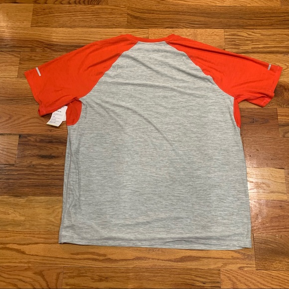 Old Navy Athletic Running Shirt - Picture 5 of 5